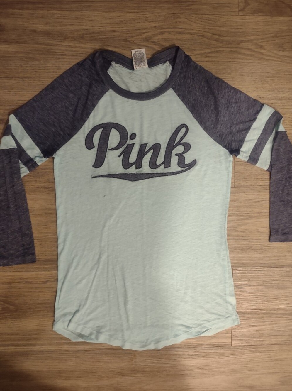 PINK Victoria's Secret Mint Green and Heather Gray Raglan Tee